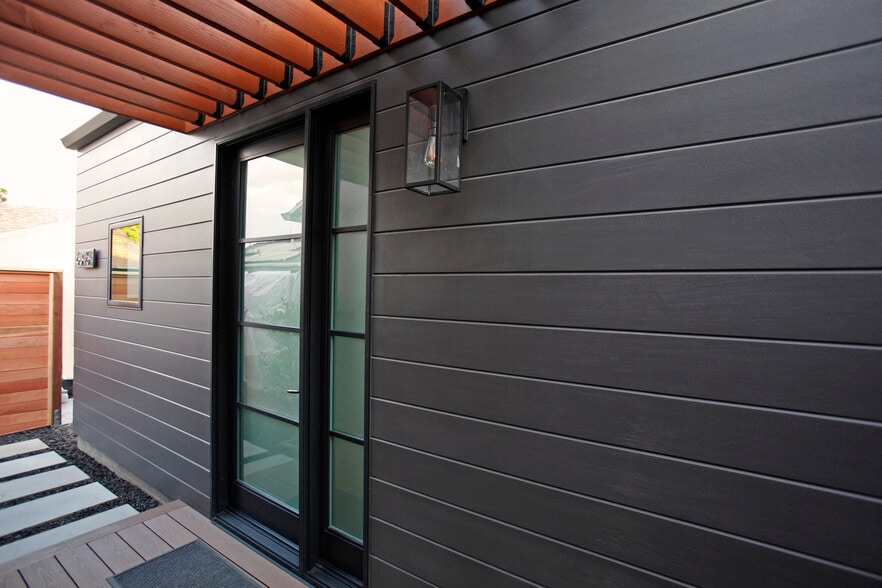 Building Photo - 6345 Babcock Ave