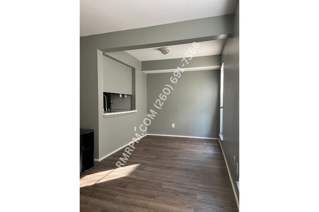 Building Photo - 4802 Woodmark Drive, Fort Wayne 46815