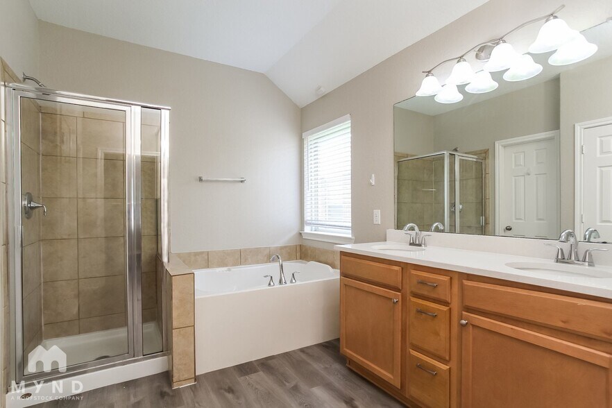 Building Photo - 21915 Colter Stone Dr
