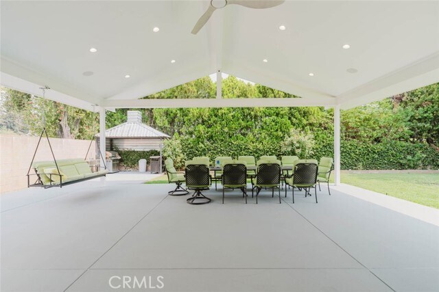 Building Photo - 22515 Haynes St