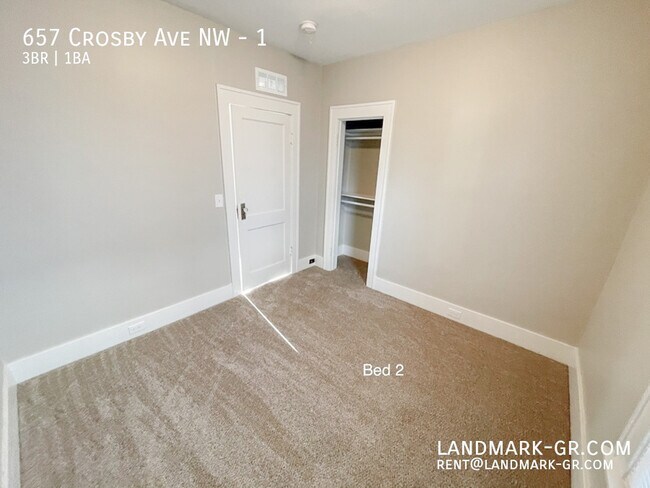 Building Photo - 657 Crosby St NW