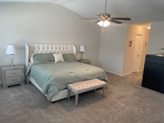 Building Photo - 156 Calming Crk Wy