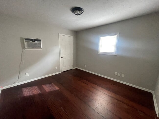 Building Photo - Townhome for Rent in Papillion