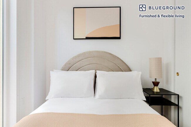 Building Photo - 525 Pacific St