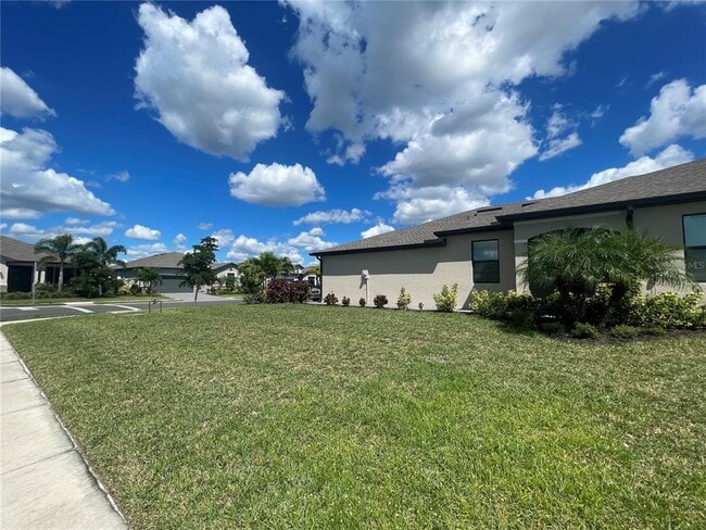 Building Photo - 1912 Saddlewood Cir