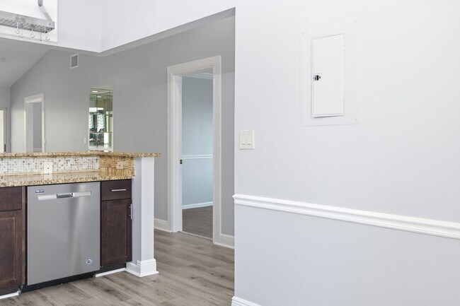 Building Photo - 460 NW 67th St