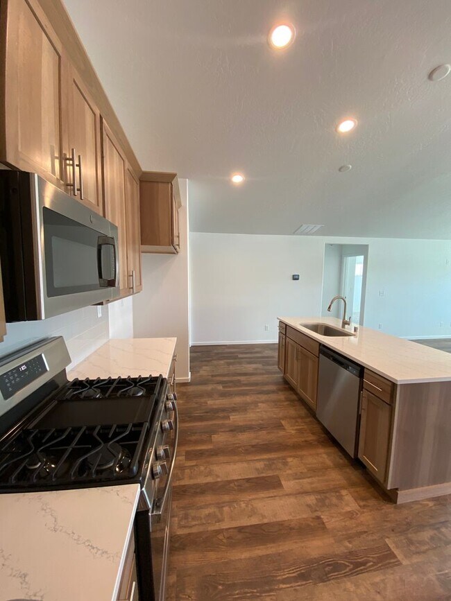 Building Photo - Newly Built 3 Bed, 2 Bath in Spokane Valley!