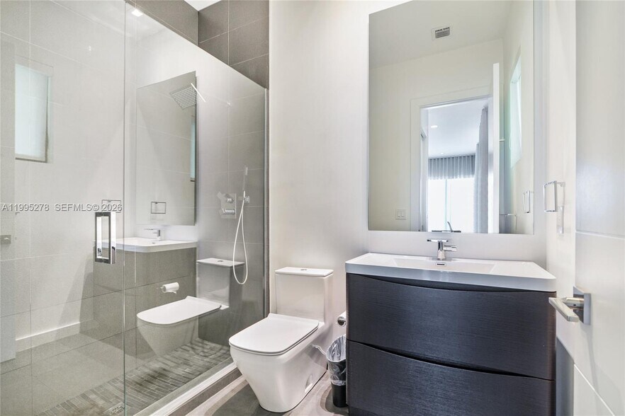 Building Photo - 7210 S Prestwick Pl