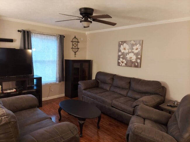 Building Photo - 520 Spillman Dr