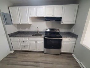 Building Photo - 760 Cummins Hwy