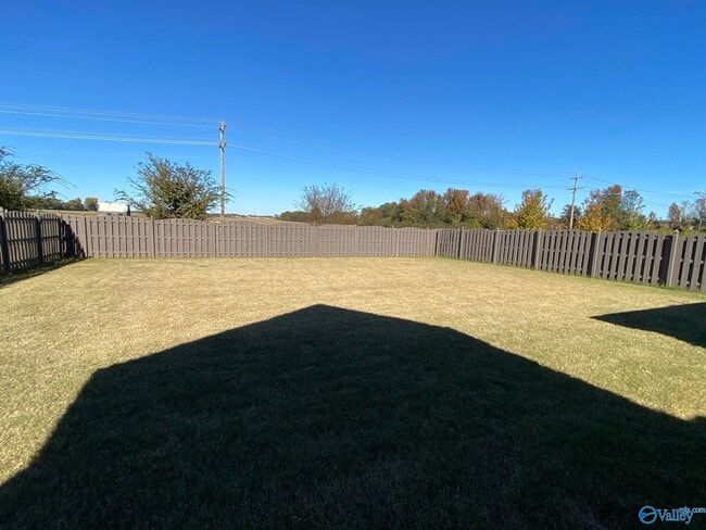 Building Photo - 104 Kinglet Wy