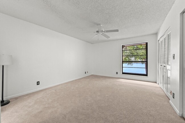 Building Photo - 1464 NW 97th Terrace