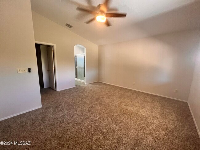 Building Photo - 2875 W Simplicity Dr
