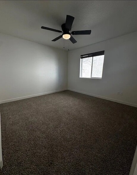 Building Photo - 719 S Bellflower Dr