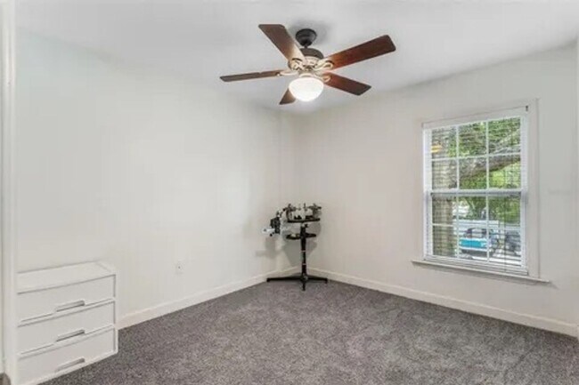 Building Photo - Orlando - 3 Bedrooms, 2 Bathrooms – $1,695.00