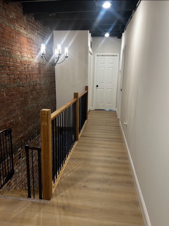 Building Photo - 1861 Menard St