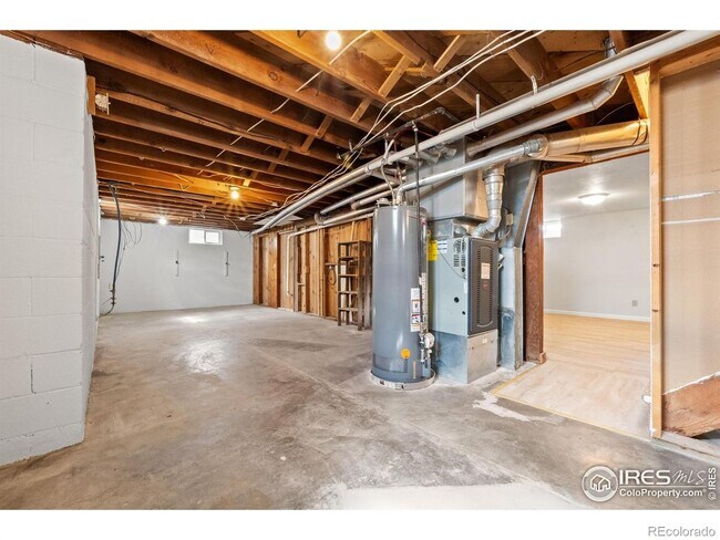 Building Photo - Akron Home For Rent $2,000/month or For Sa...