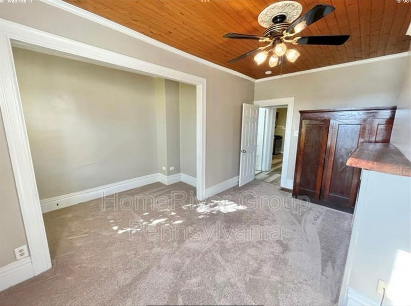 Building Photo - 7426 Duquesne Ave