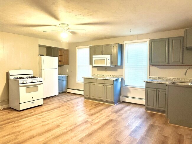 Primary Photo - 45 Mitchell St