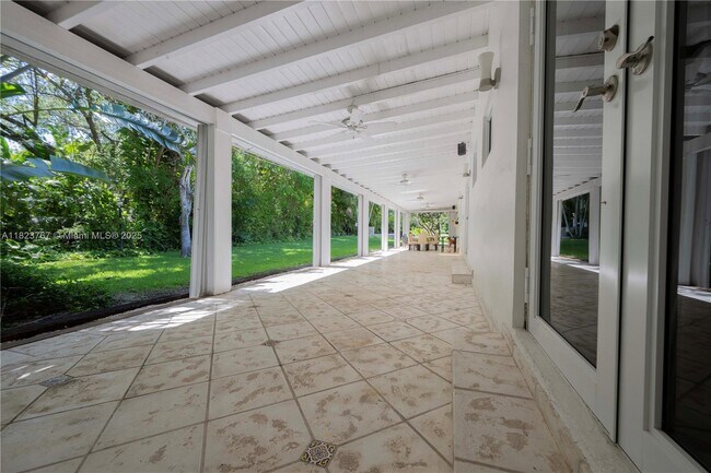 Building Photo - 13200 SW 59th Ave