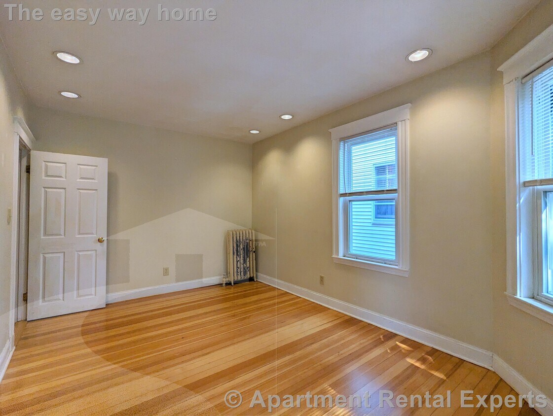 Building Photo - 79 Conwell Ave