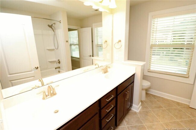 Building Photo - 410 Boscawen Ln