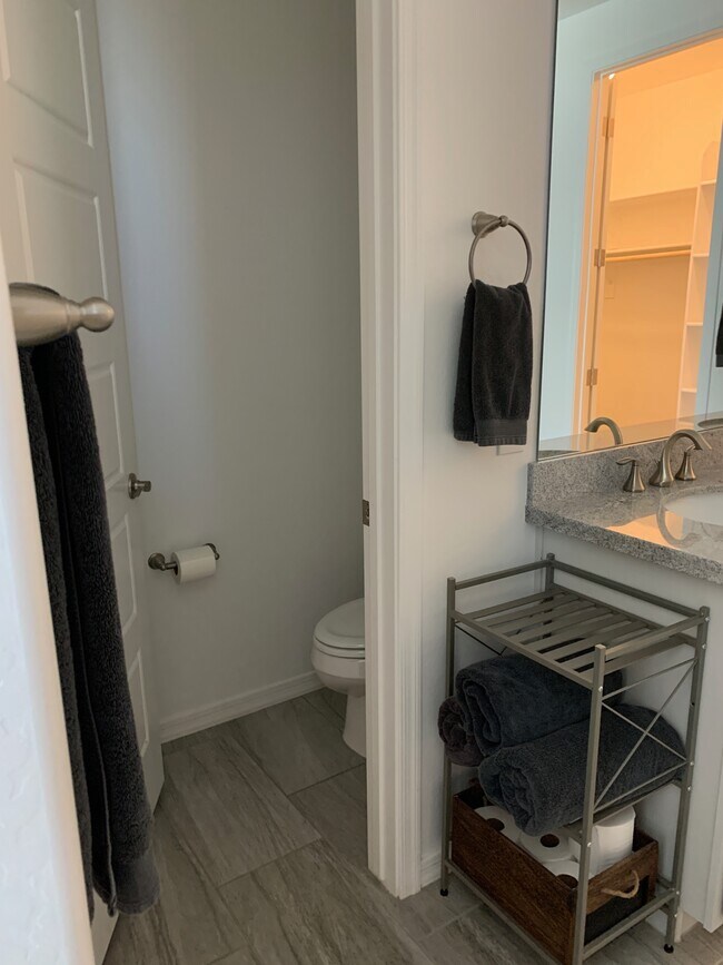 Master toilet - 14579 W Dahlia Dr