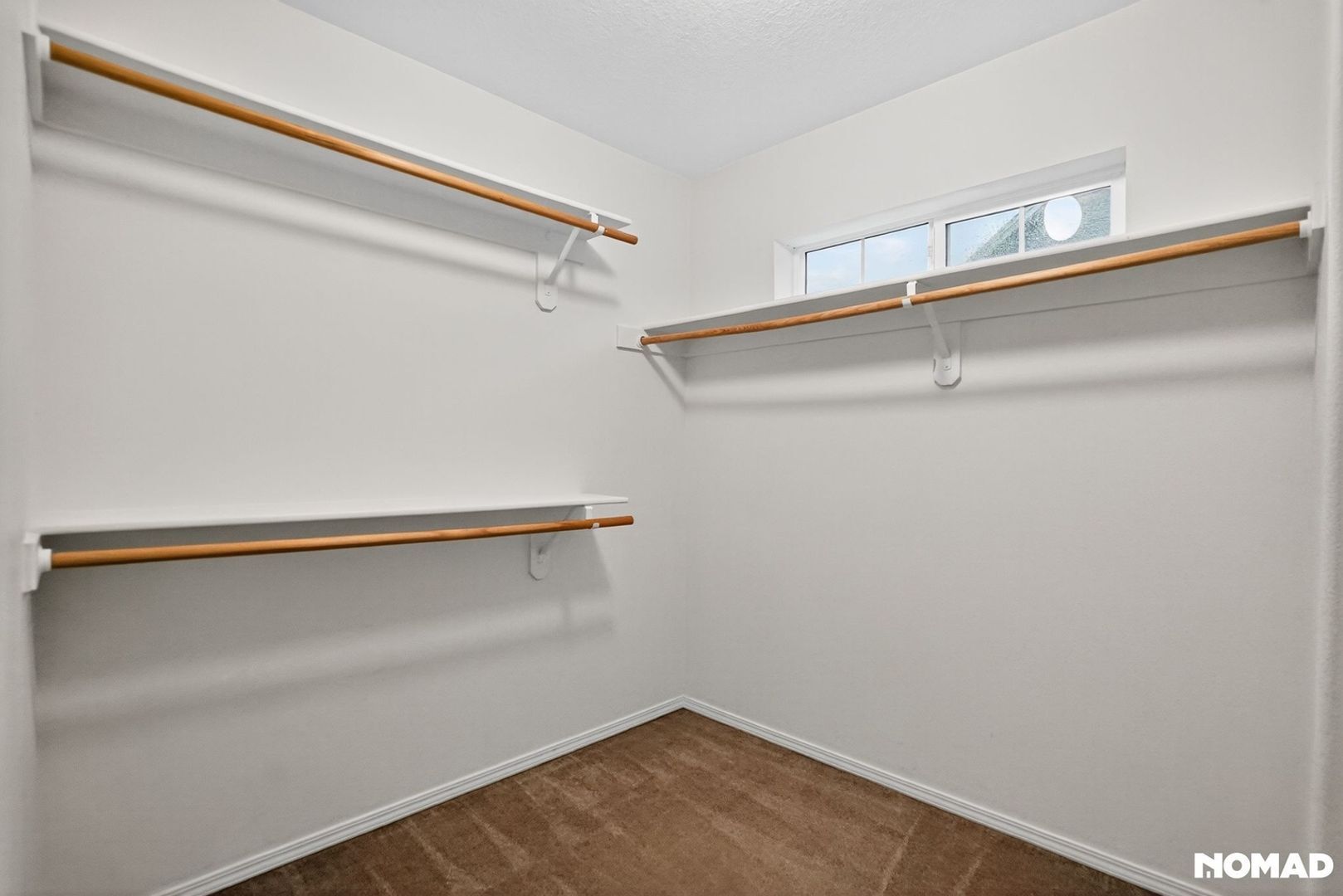 Building Photo - 2288 NW Oak Knoll Pl