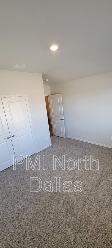 Building Photo - 10609 Potawatomi Ln