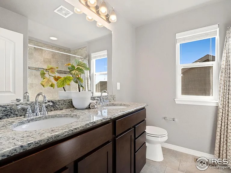 Building Photo - 5643 Bristow Rd