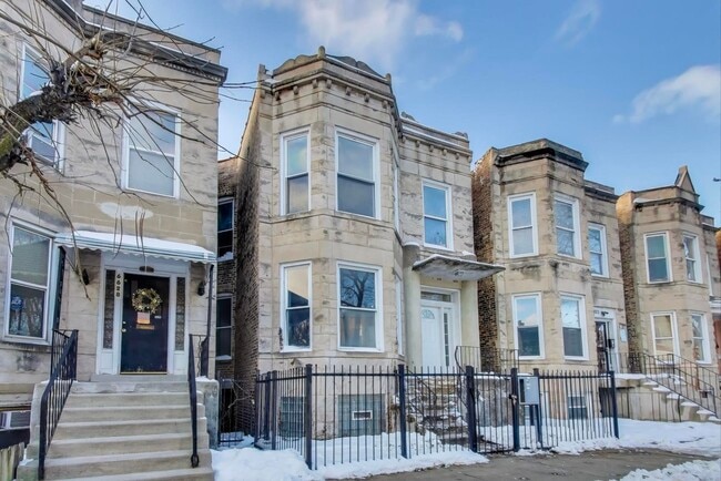 Building Photo - 6624 S Rhodes Ave