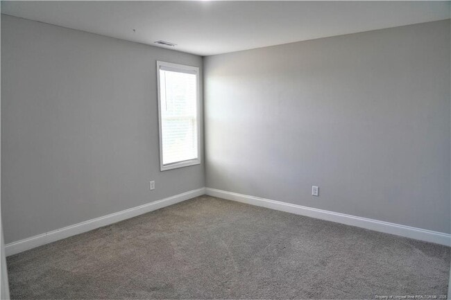 Building Photo - 113 Nairn St