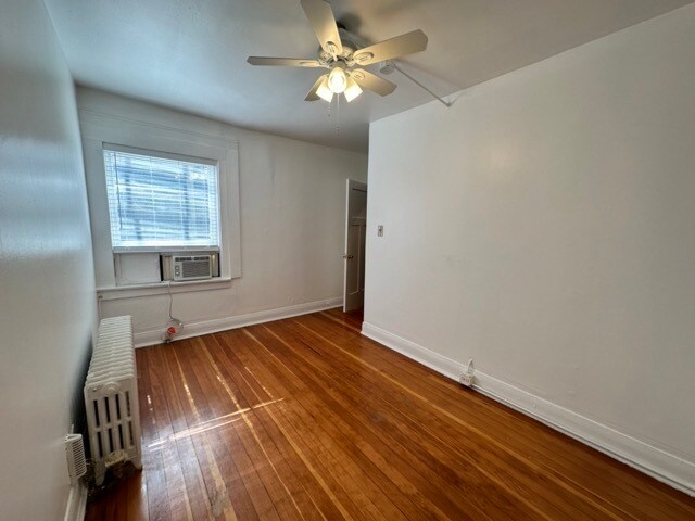 Building Photo - 534 Crescent Blvd