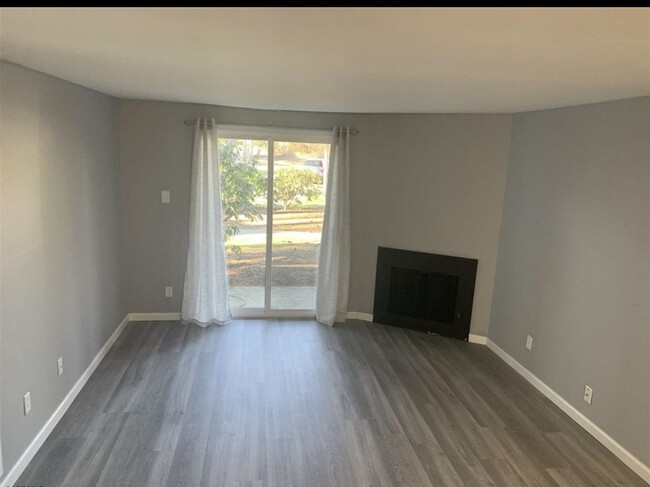 Building Photo - 98 Pheasant Meadow Dr