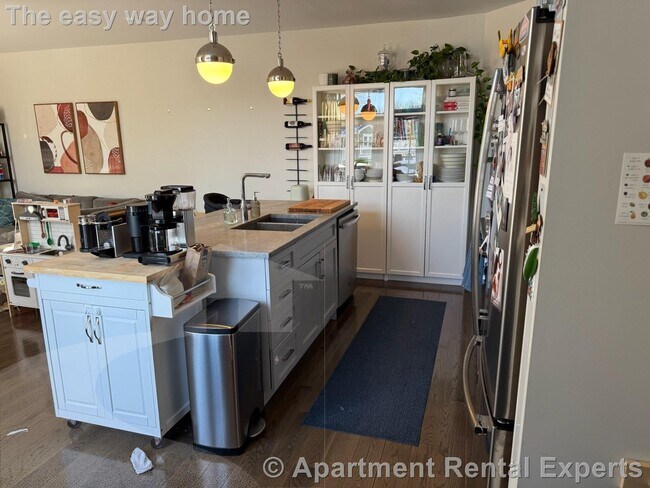 Building Photo - 434 McGrath Hwy