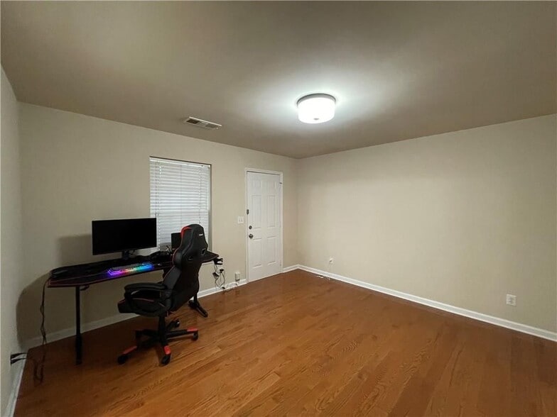 Building Photo - 2167 Meadow Peak Rd