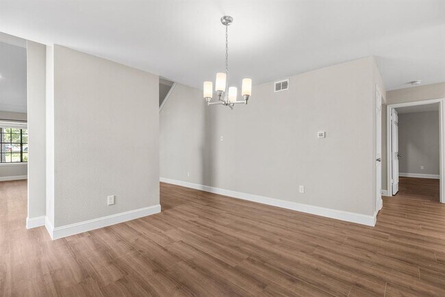 Building Photo - 13131 New Boston Bend