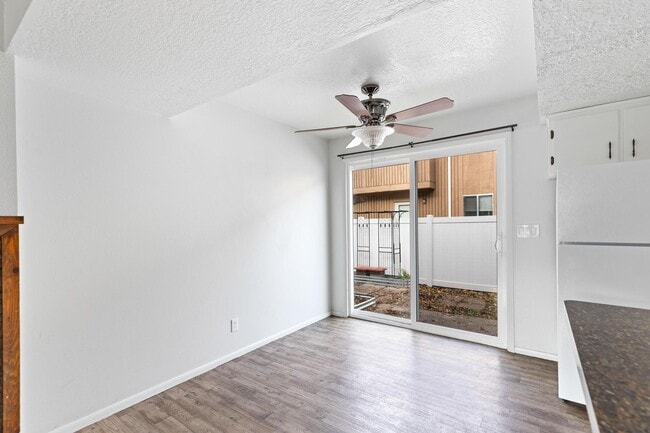 Building Photo - 1289 N 400 E