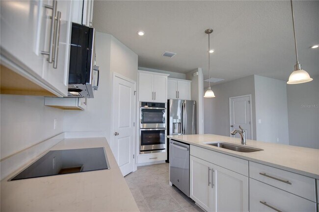 Building Photo - 16419 S Port Harbor Blvd