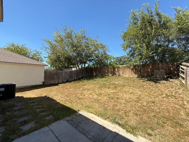 Building Photo - 11127 Vollmer Ln