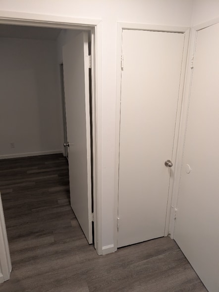 Building Photo - 5971 Chula Vista Way