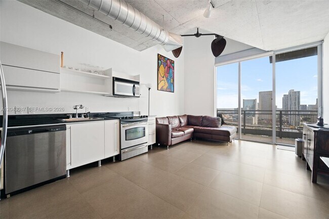 Building Photo - 690 SW 1st Ct