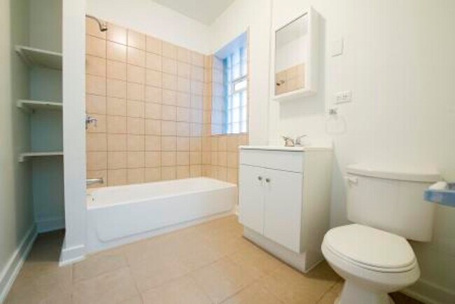 Building Photo - Auburn Gresham Apartments