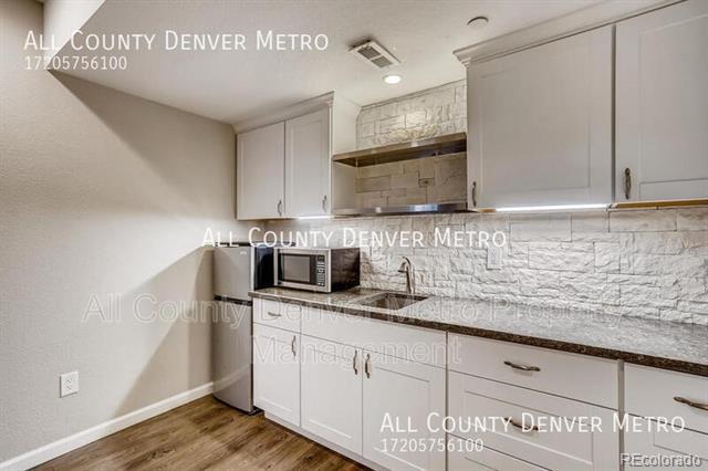 Building Photo - 11908 N Meade Ct