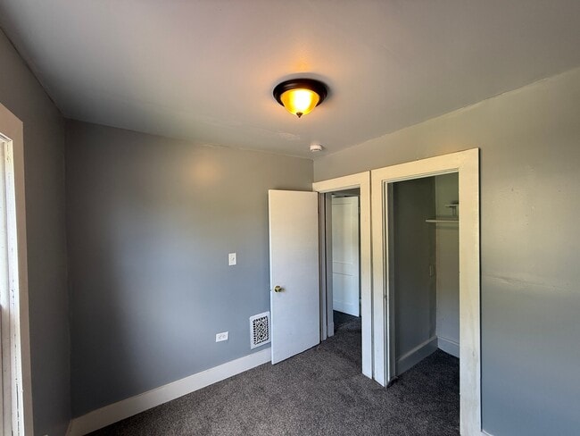 Building Photo - 14016 Castalia Ave