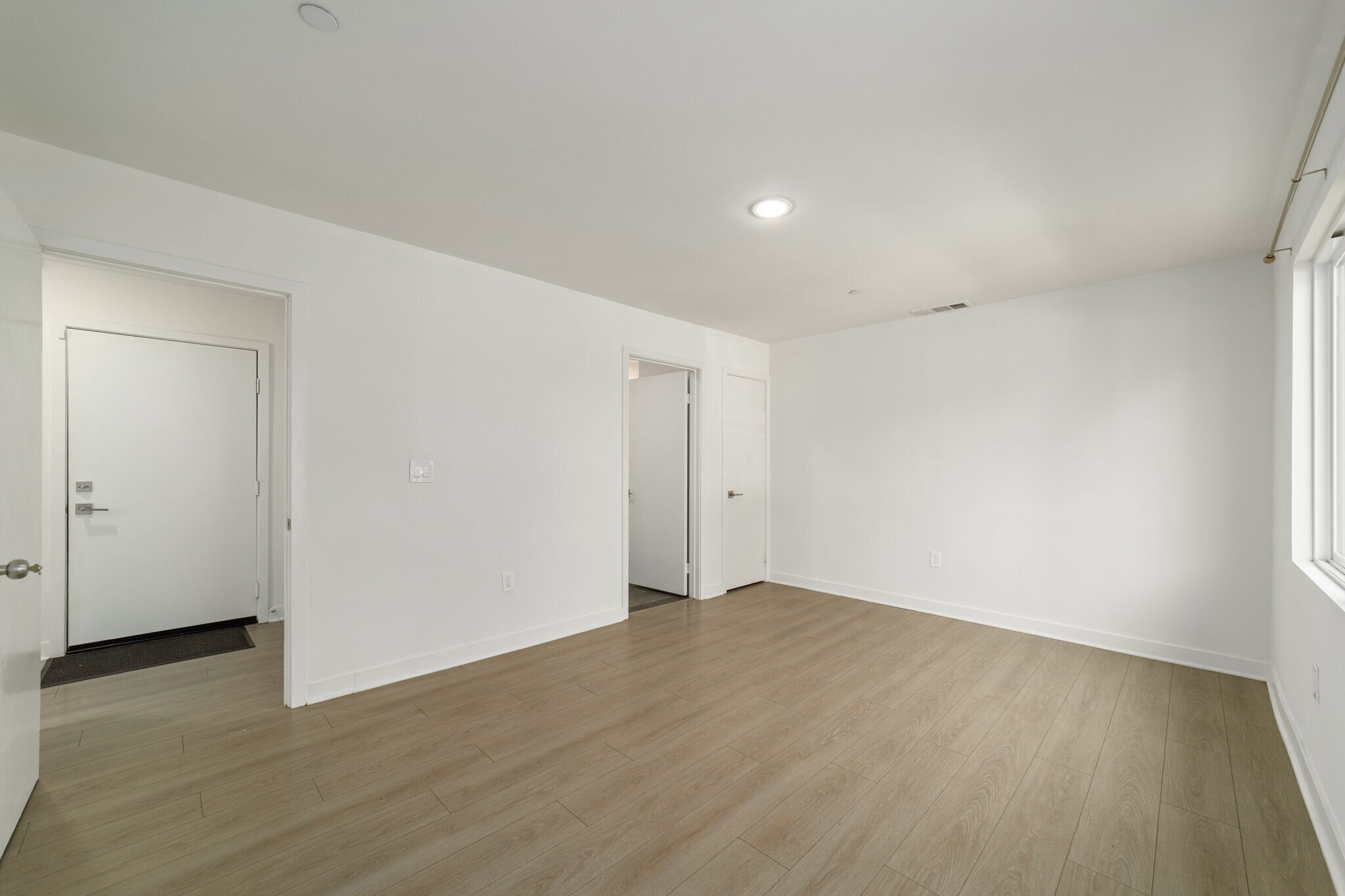 First Floor small suite - 2581 Arvia St. #13