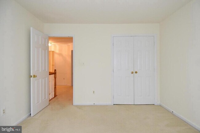 Building Photo - 47313 Grandview Pl