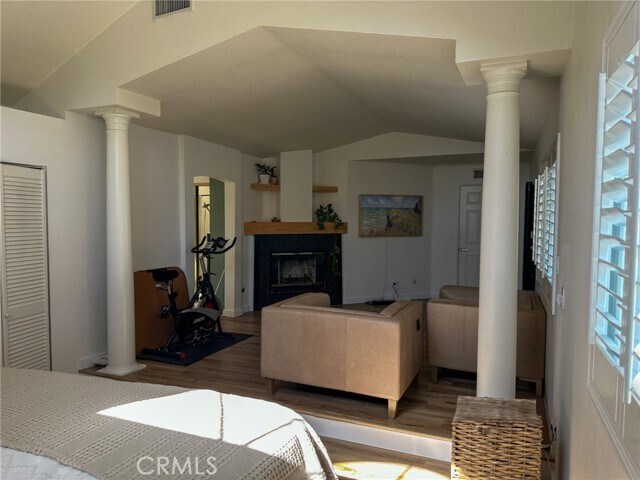 Building Photo - 9109 Middlefield Dr