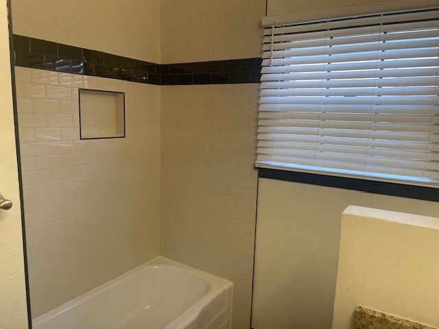Guest Bath/Shower - 5408 8th St