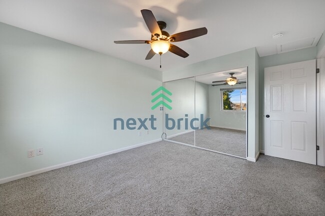 Building Photo - Charming 2-Bedroom Unit in Convenient Burien Location